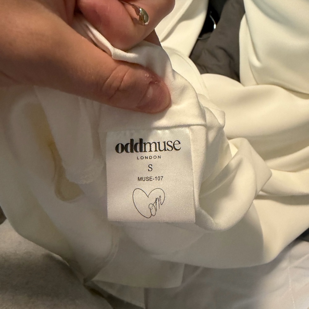 Odd Muse Drape Maxi Dress White Off Shoulder Open Back - Picture 6 of 6